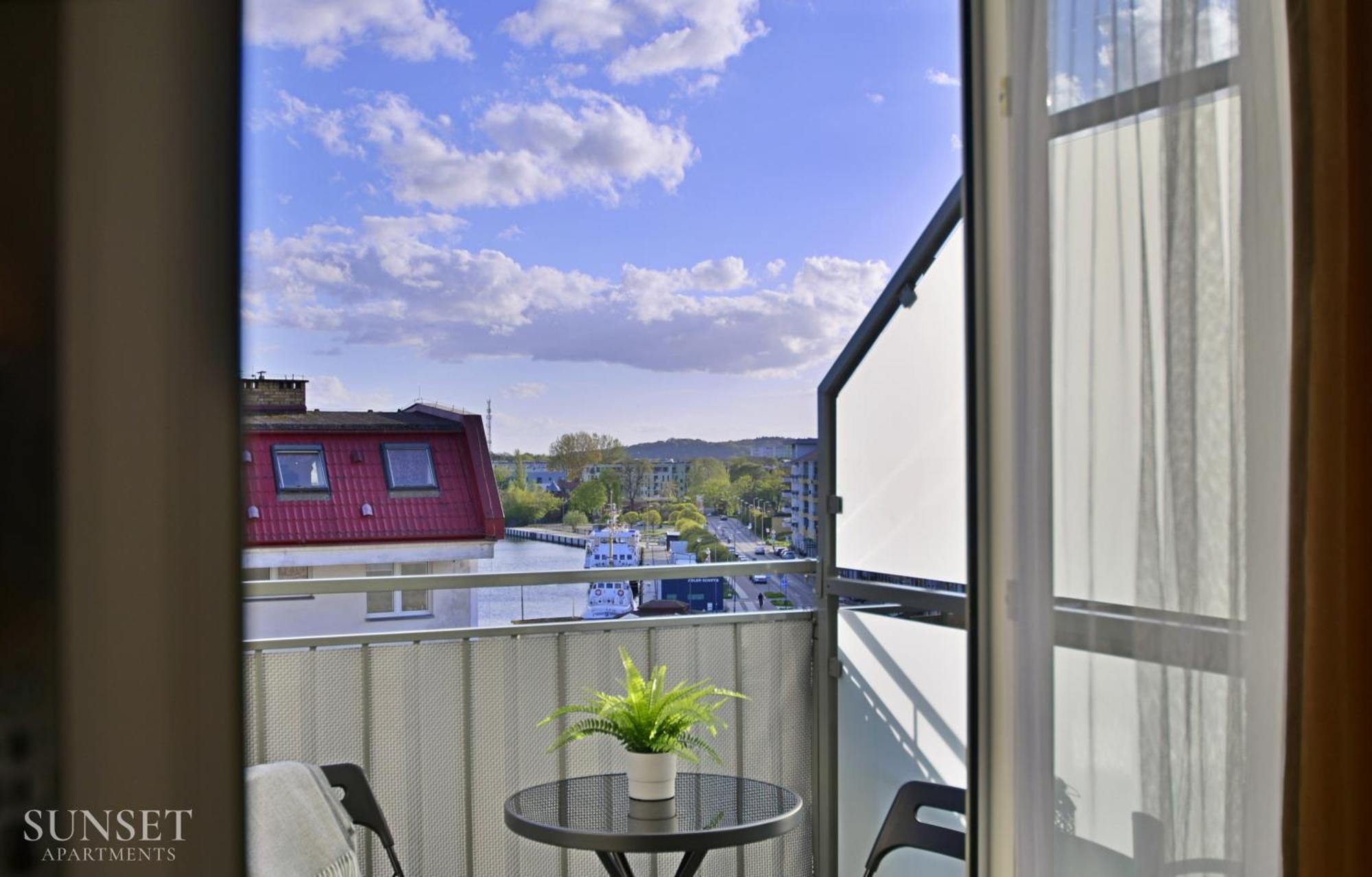Sunset Apartments - Plac Slowianski 10 Swinoujscie Bagian luar foto